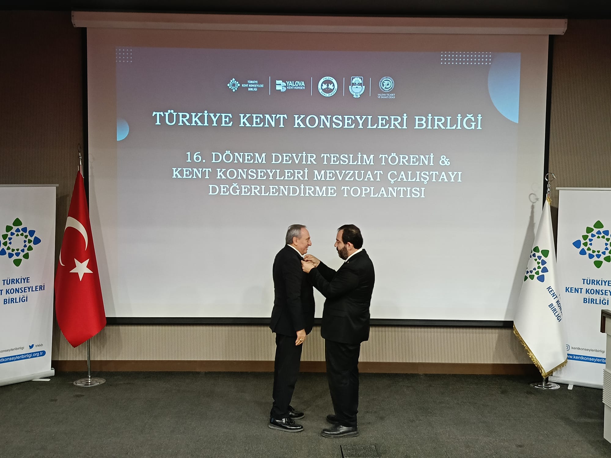 SOYGÜZEL'DEN KENAN ENGİN'E ROZET