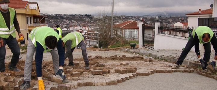 3 MAHALLEDE ÇALIŞMALAR DEVAM EDİYOR