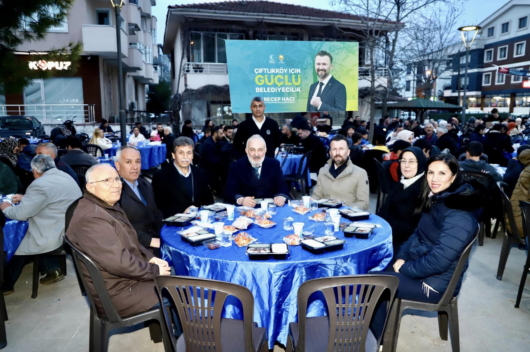 AK PARTİ ÇİFTLİKKÖY'DE İFTARDA BULUŞTU