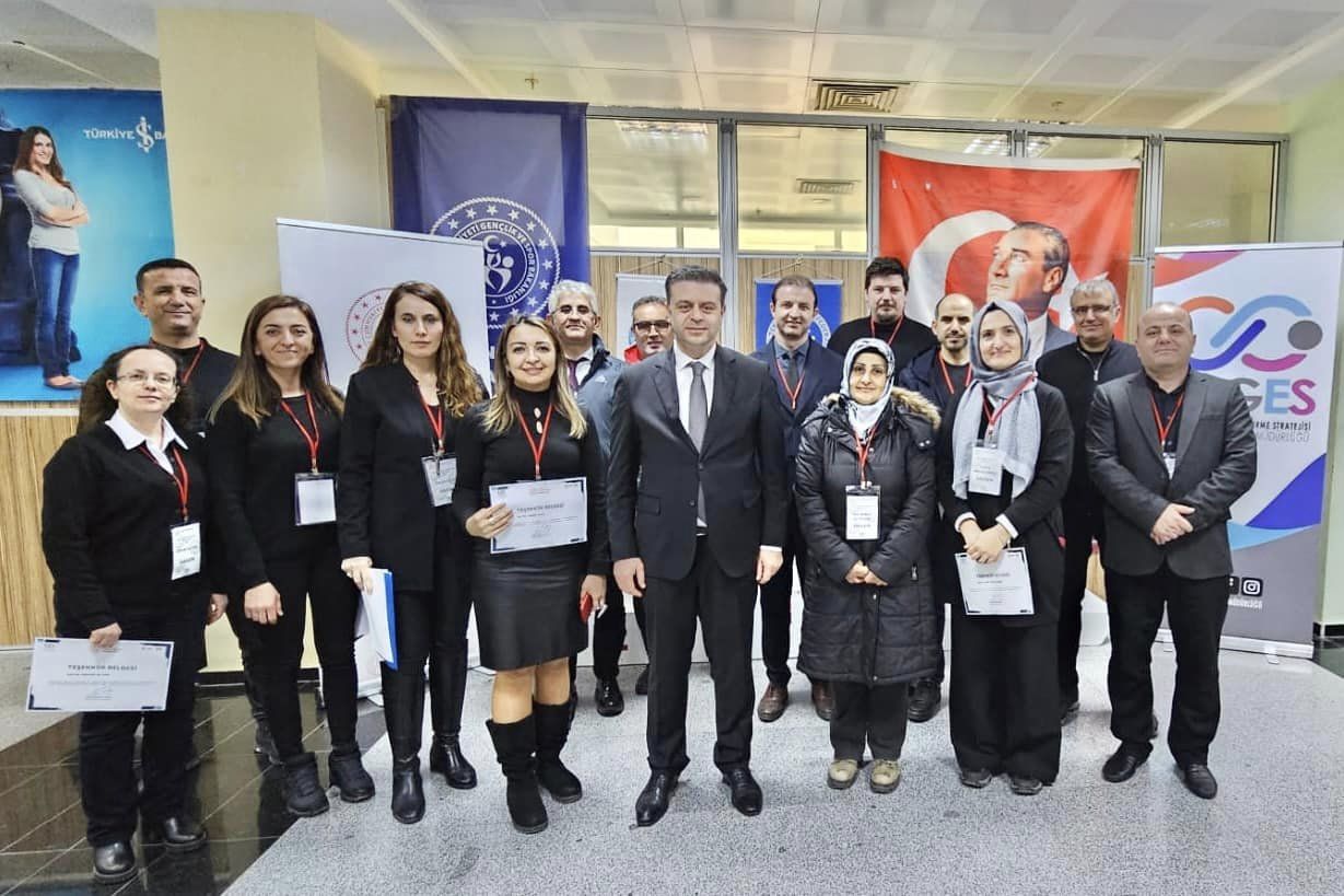 YALOVA'DA BAŞARILI ÖĞRENCİLER BELİRLENİYOR