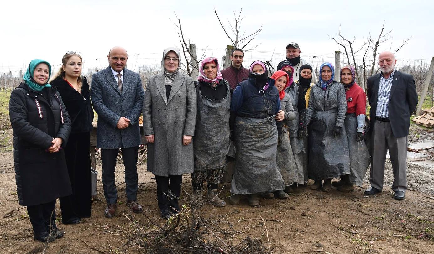 AK PARTİ MİLLETVEKİLİ AKYOL, ALTINOVA'DA