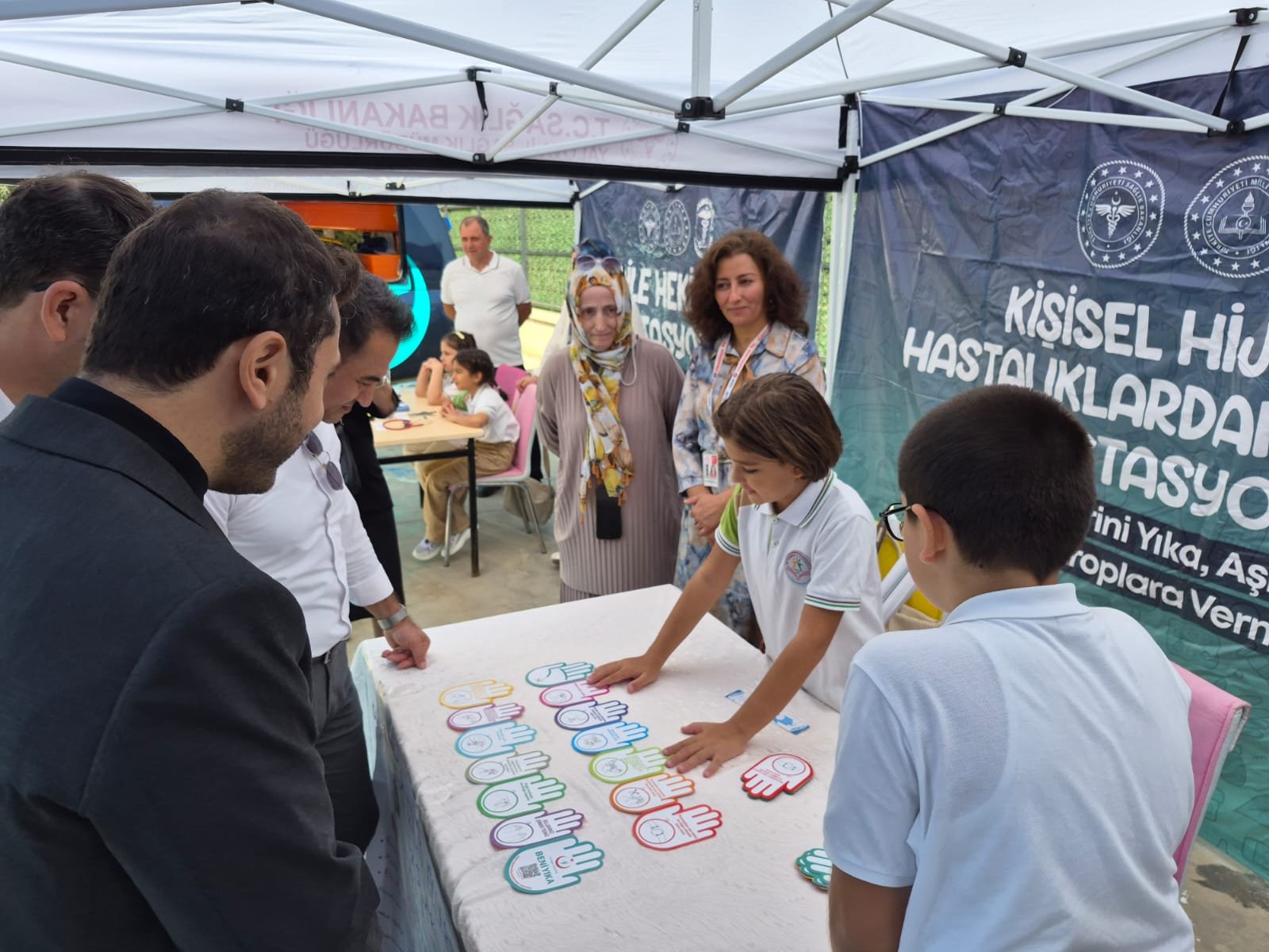 ÖĞRENCİLERE SAĞLIKLI GELECEK EĞİTİMİ