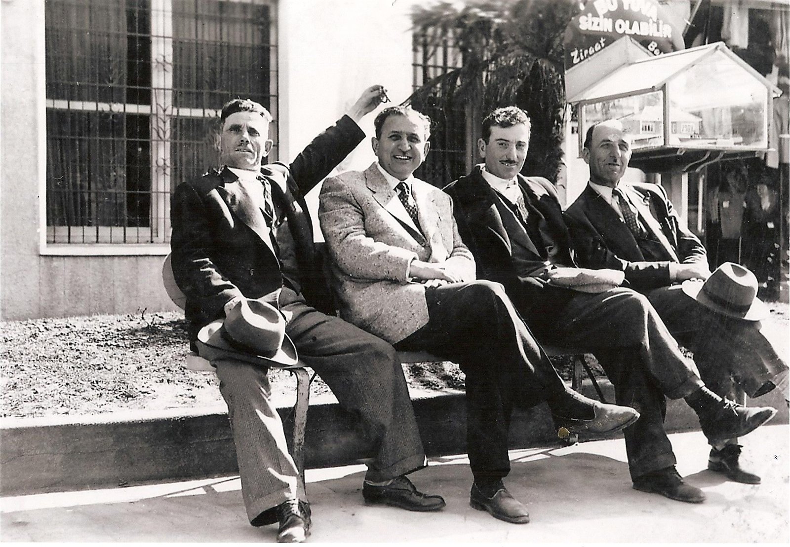 1942 YILI BELEDİYE BAŞKANI SEFA TÜZÜNATAÇ