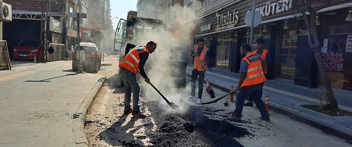 İSMET ACAR CADDESİNDE ÇALIŞMA