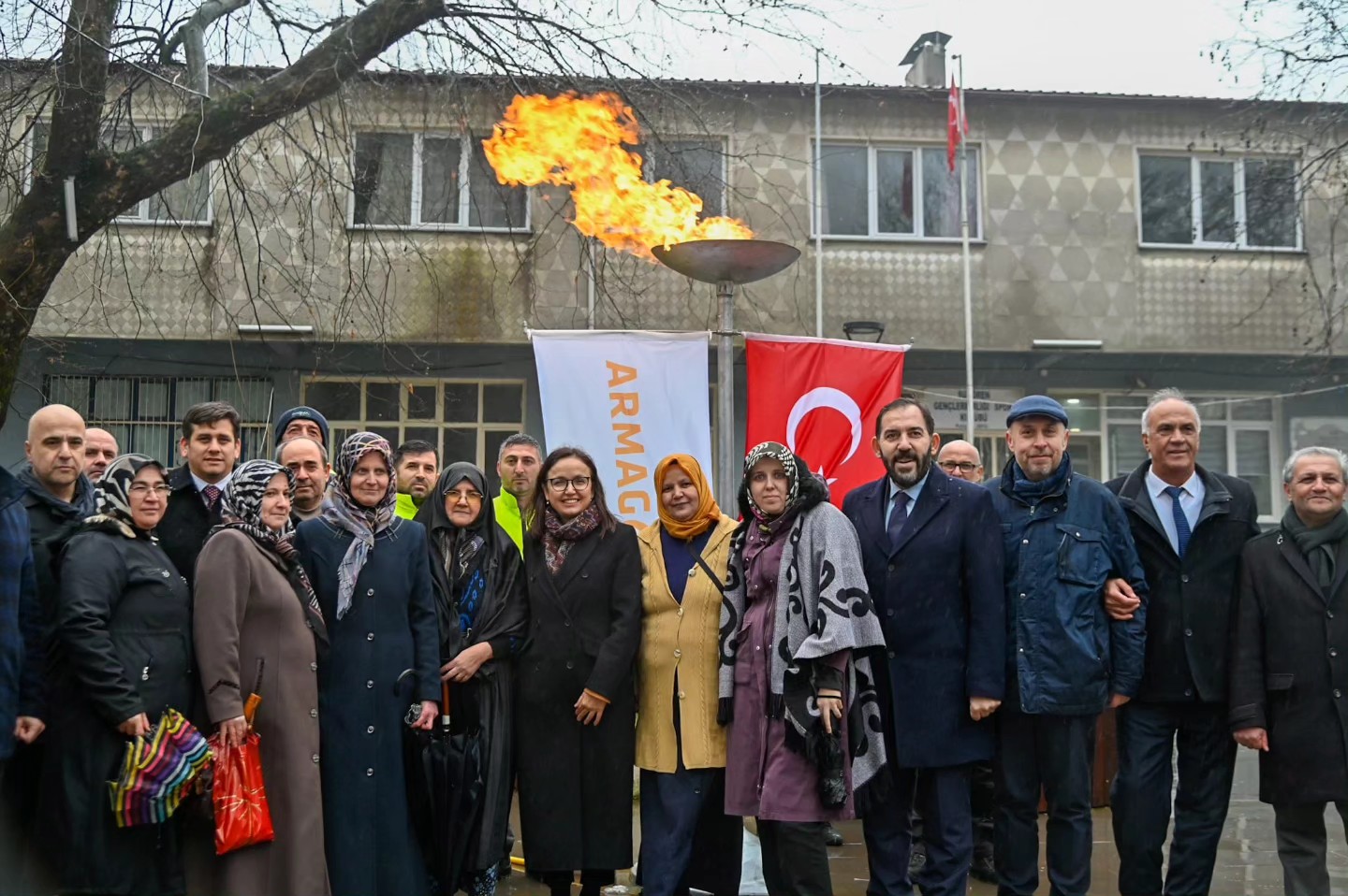 SUGÖREN KÖYÜNDE DOĞALGAZ ATEŞİ YANDI