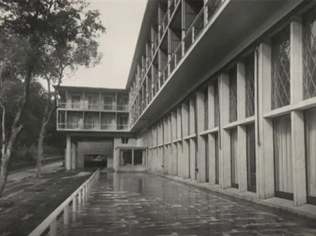 1937 YILINDA AÇILAN KAPLICA TERMAL OTELİ