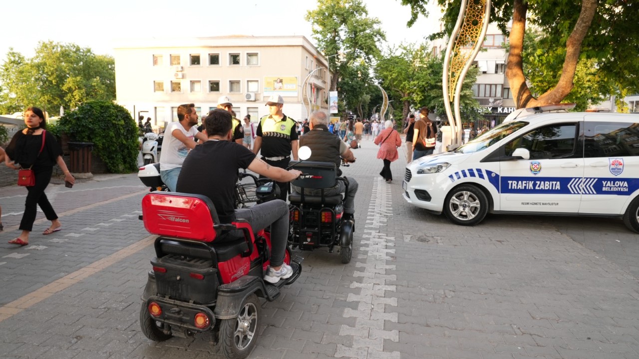 BATI SAHİL BANDINDA DENETİMLER SIKLAŞTI