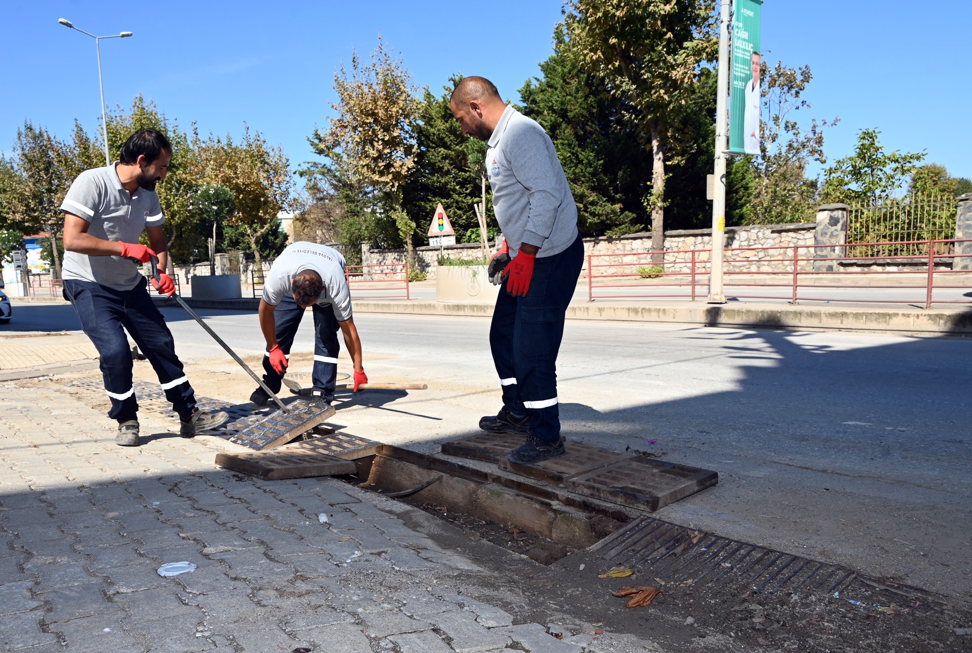 YALOVA'DA ALT YAPI ÇALIŞMALARI SÜRÜYOR