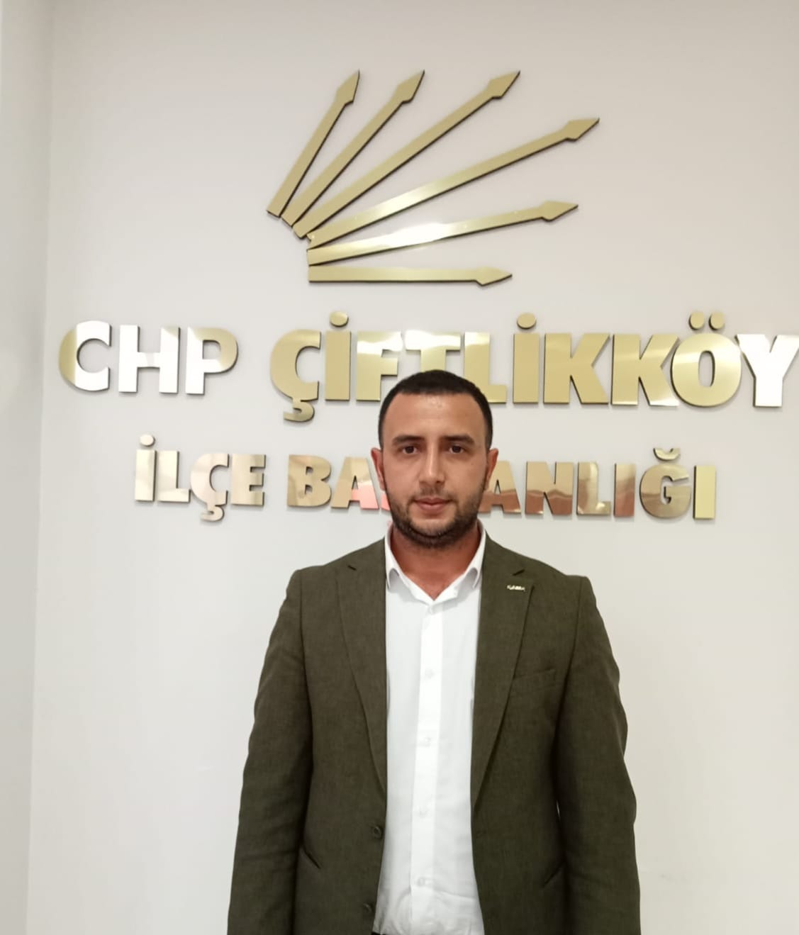 ÇİFTLİKKÖY'DE GİDERAYAK HERŞEY SATILIYOR