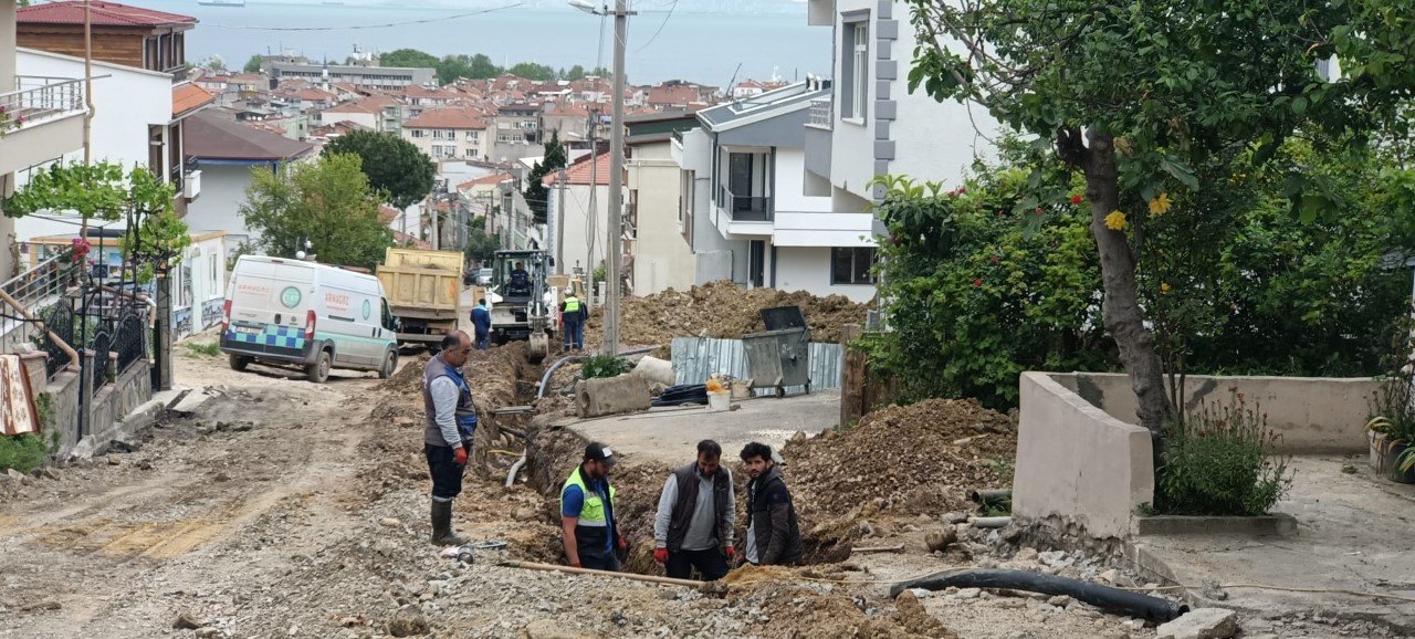 KAR SOKAK’IN ALTYAPISI YENİLENİYOR