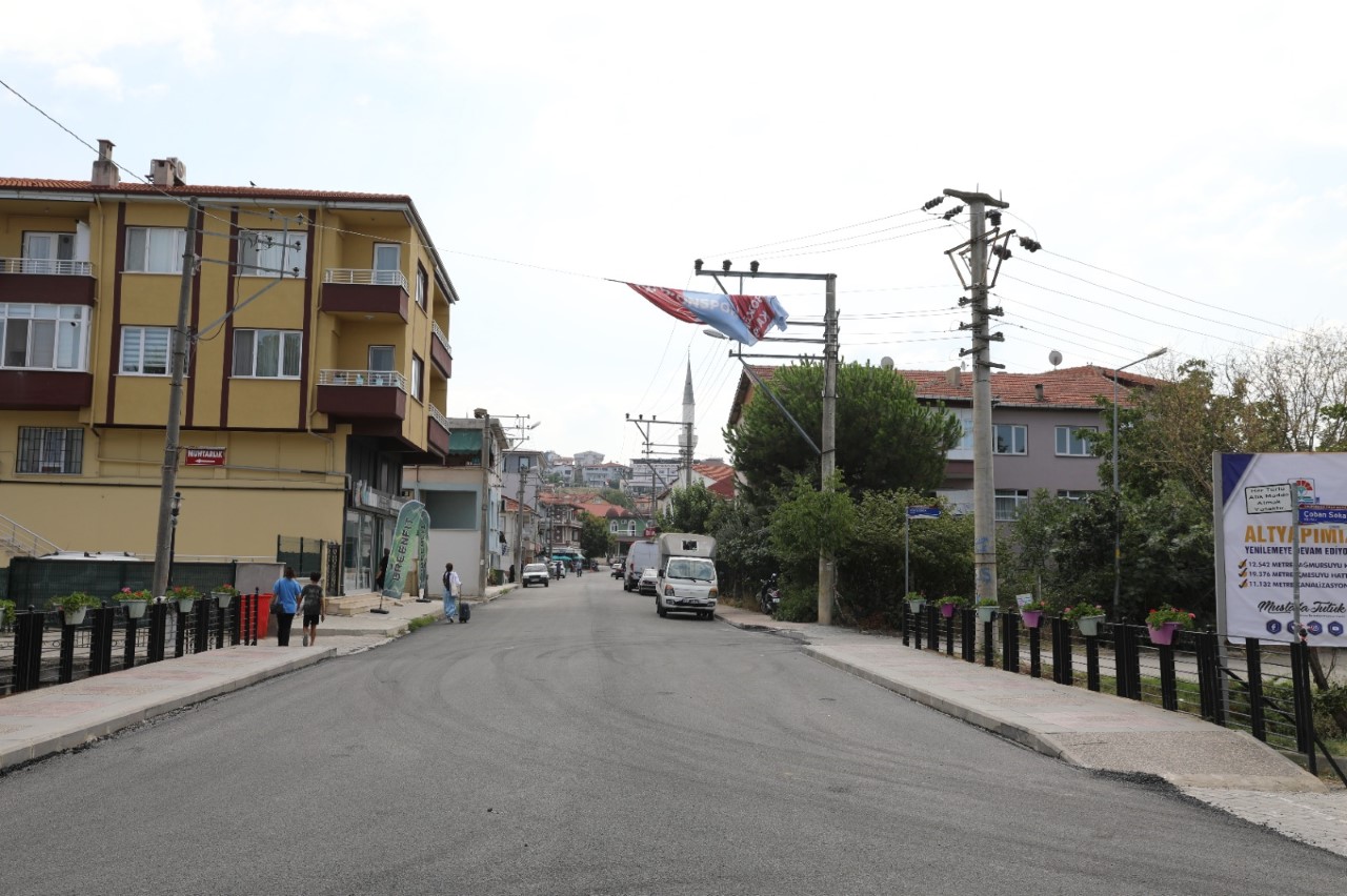 KEMERKÖPRÜ CADDESİ ASFALTLANDI