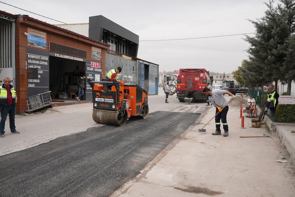 KİRAZLI SANAYİ SİTESİNDE YOL YAPIMI