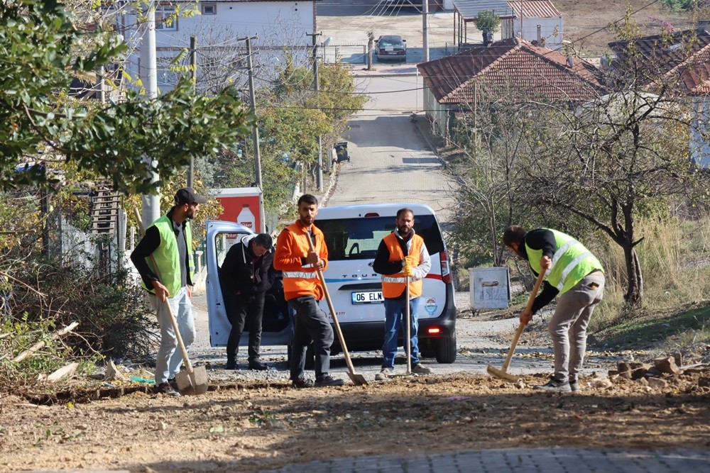 SANSAR SOKAKTA BAKIM VE ONARIM ÇALIŞMASI