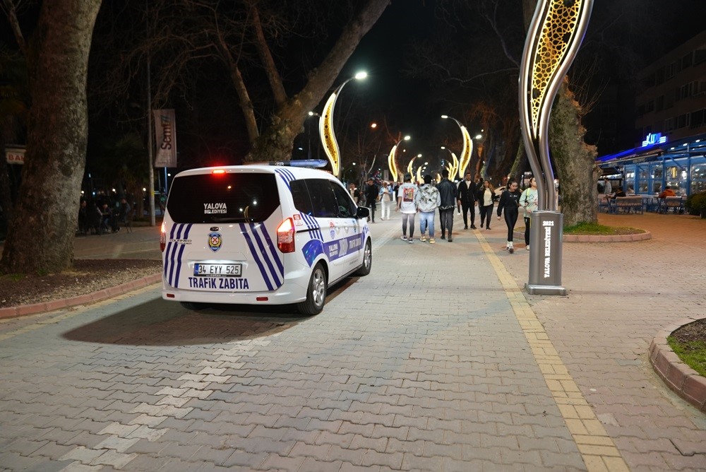 GAZİPAŞA CADDESİNDE  GECE DENETİMİ