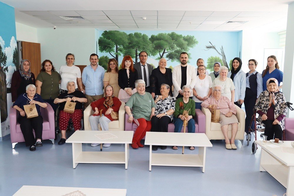 YALOVA'DA ANNELERE ÖZEL ETKİNLİK