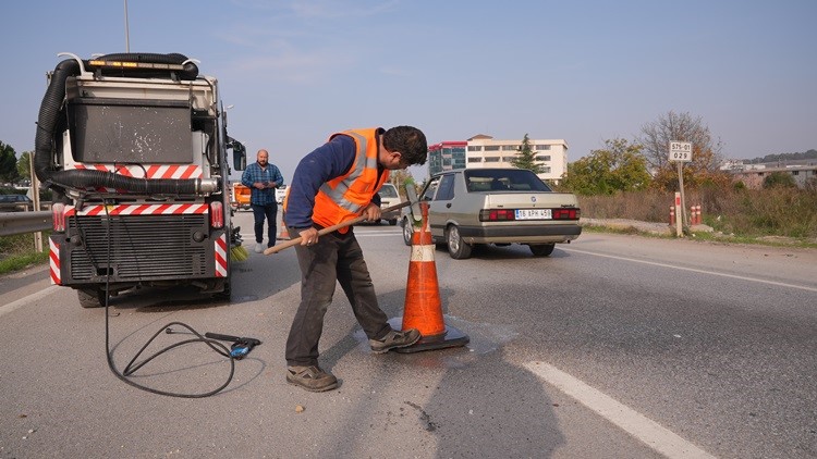 GÜVENLİK NOKTASINDA TEMİZLİK ÇALIŞMASI