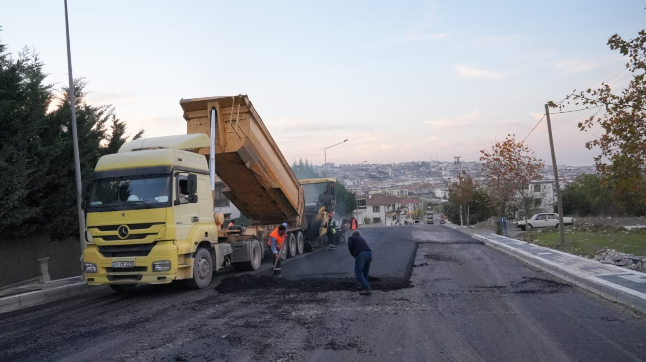 YAKUP ACAR CADDESİ’NDE ÇALIŞMALAR 