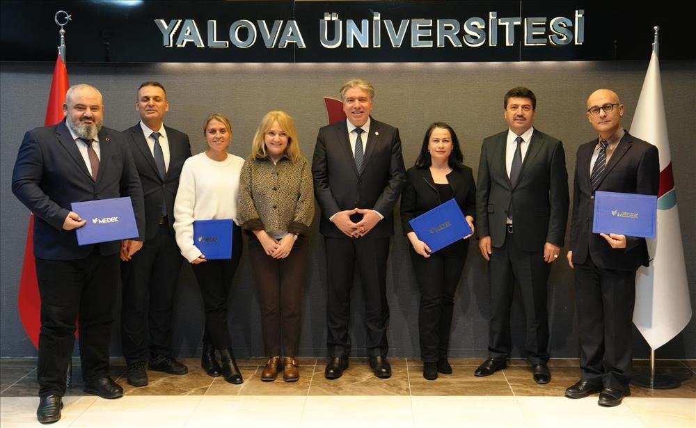 YALOVA ÜNİVERSİTESİNİN GURUR GÜNÜ