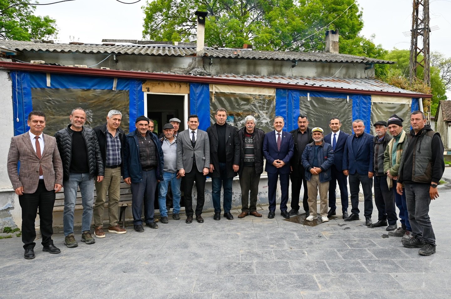 VALİ USTA'DAN AKKÖY'DE ZİYARETLER