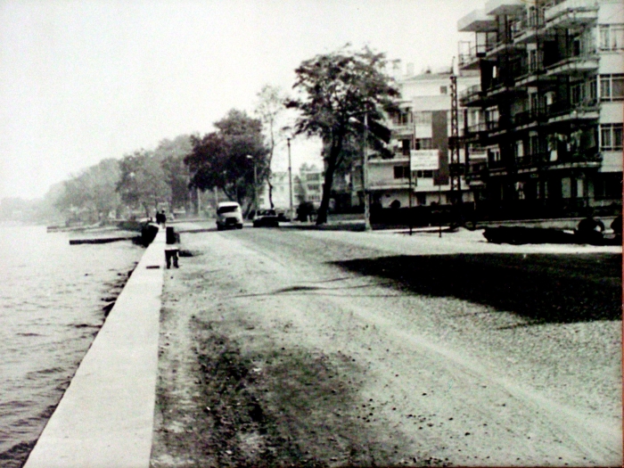 1988 YILINDA YALOVA GAZİPAŞA CADDESİ