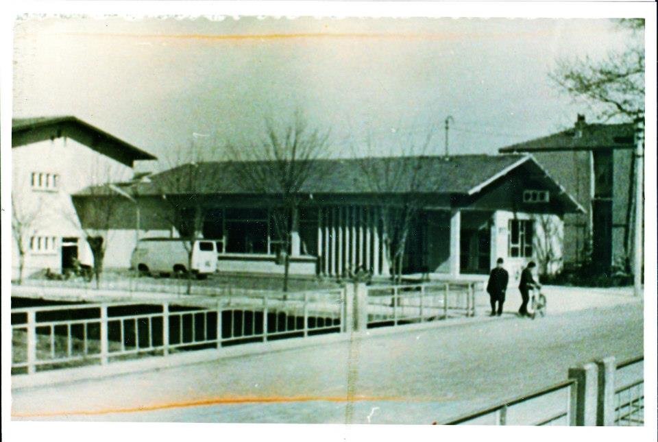 1971 YILI GAZİPAŞA CADDESİ PTT BİNASI