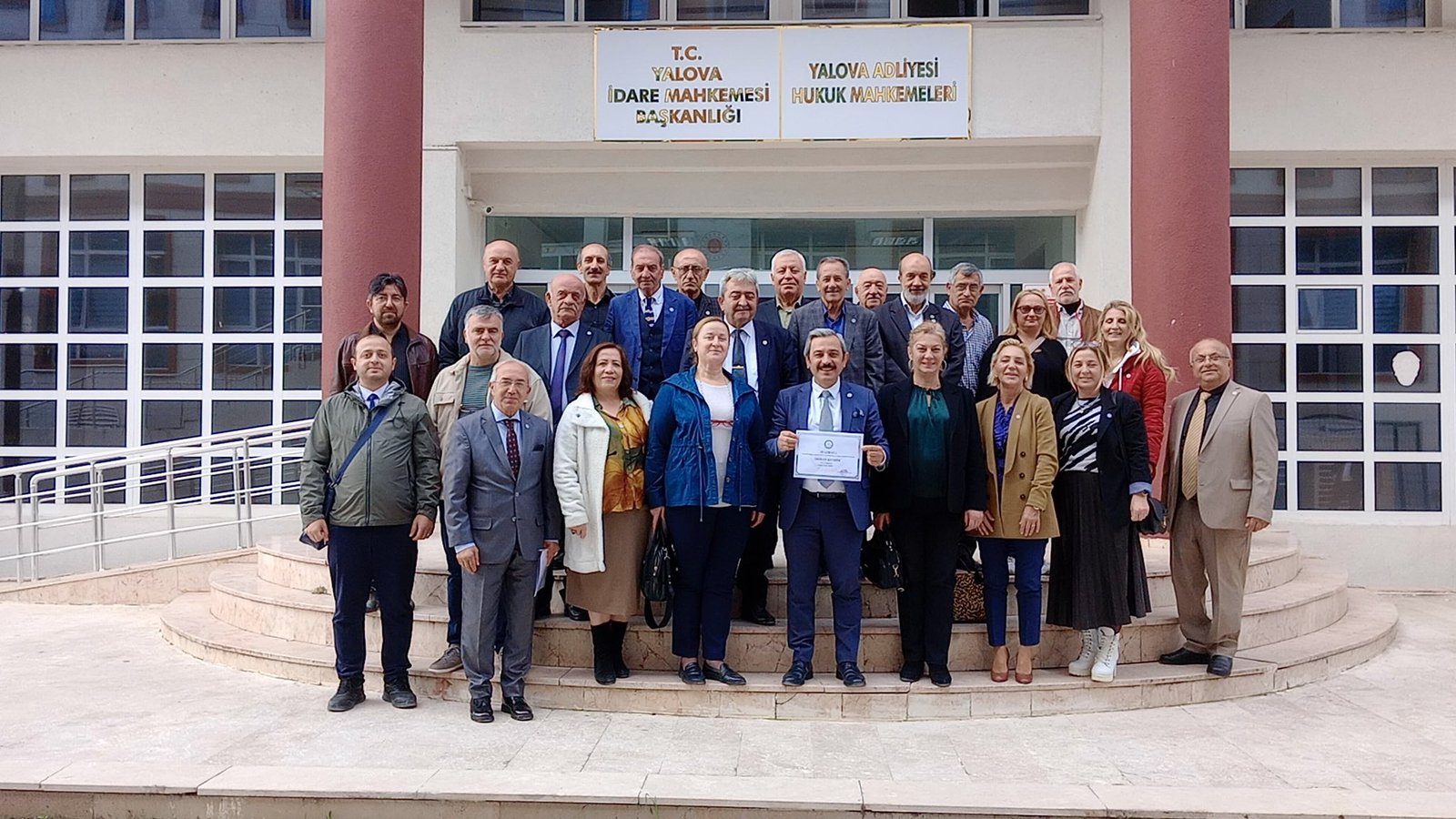 İYİ PARTİ İL YÖNETİMİ MAZBATA ALDI