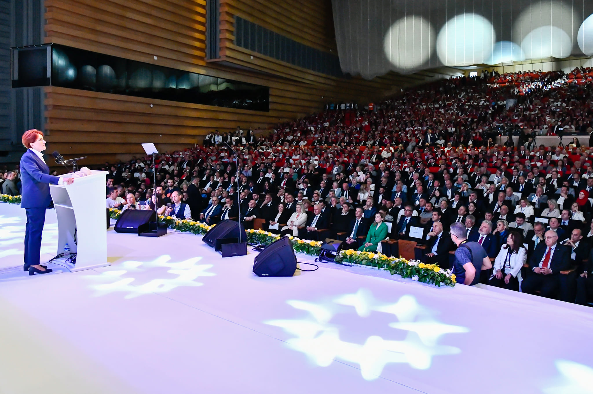 İYİ PARTİ KONGRESİNDE YÖNETİM BELİRLENDİ