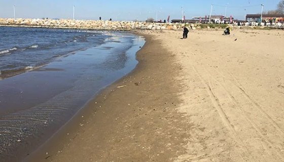 YALOVA'DA DENİZ SUYU 40 METRE ÇEKİLDİ.