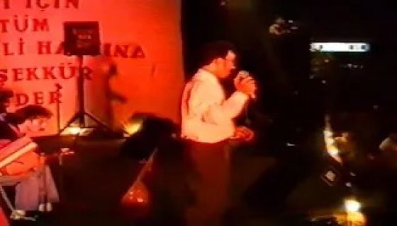 1990 YALOVALI SANATÇI MURAT SARITAŞ’IN VERDİĞİ KONSER